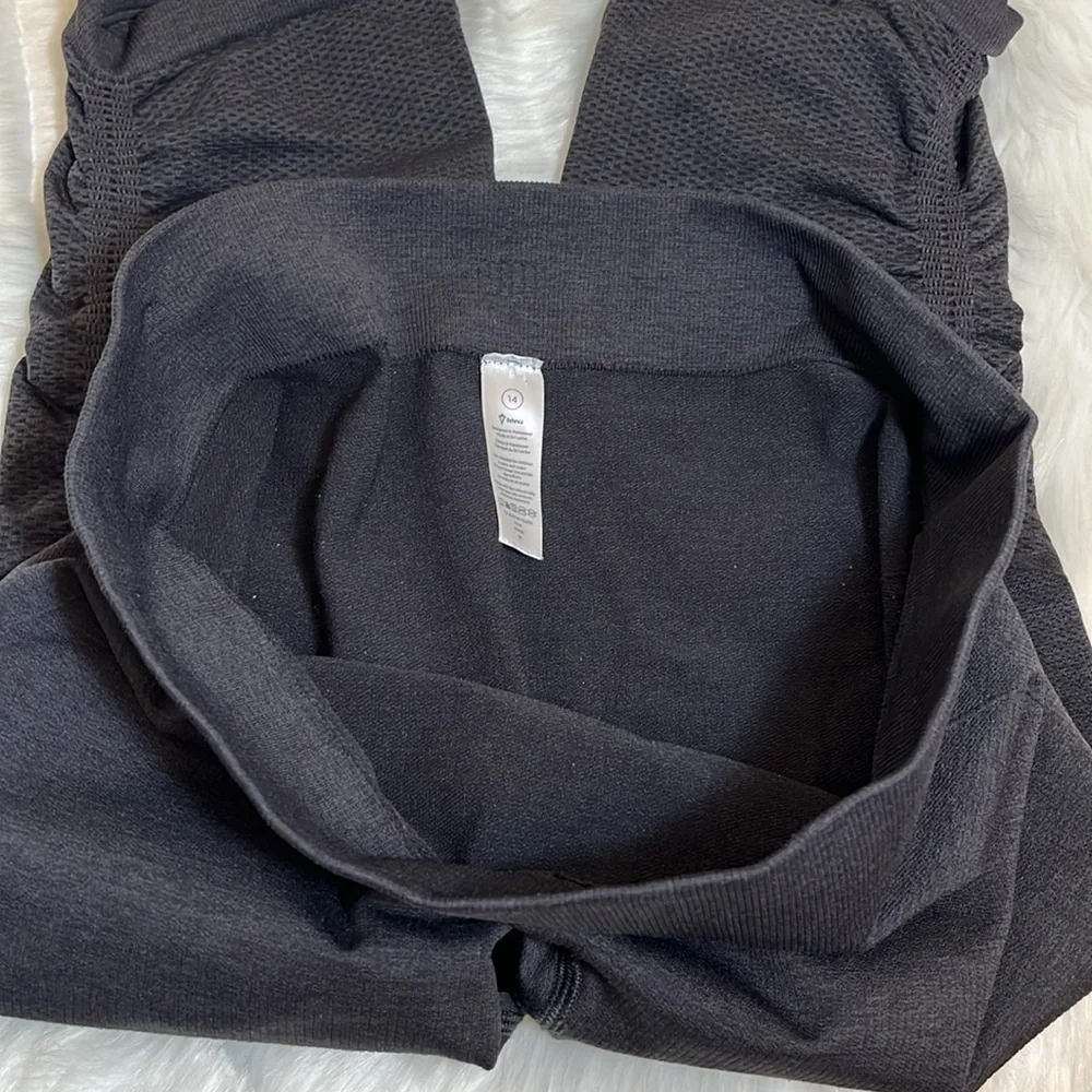 Ivivva Capri Athletic Leggings